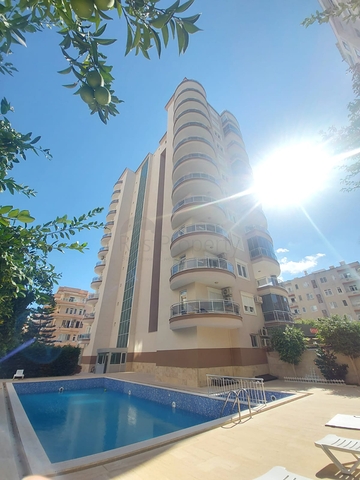 Трехкомнатная квартира в районе Махмутлар планировкой 2+1