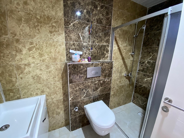 Уютная трехкомнатная квартира с мебелью