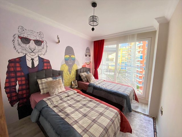 Уютная трехкомнатная квартира с мебелью