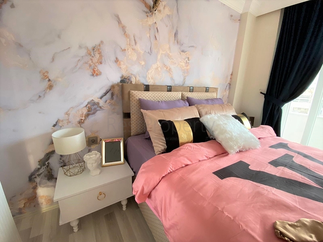 Уютная трехкомнатная квартира с мебелью