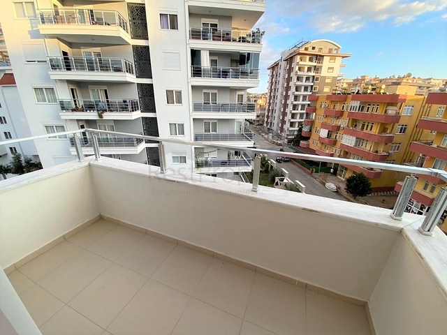 Уютная трехкомнатная квартира с мебелью