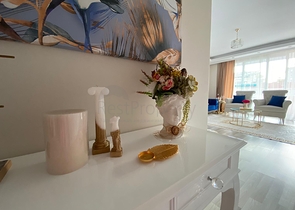 Уютная трехкомнатная квартира с мебелью