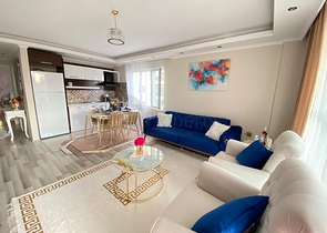 Уютная трехкомнатная квартира с мебелью