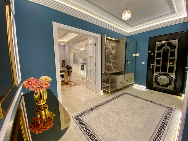 Меблированная квартира планировки 2+1 в районе Махмутлар