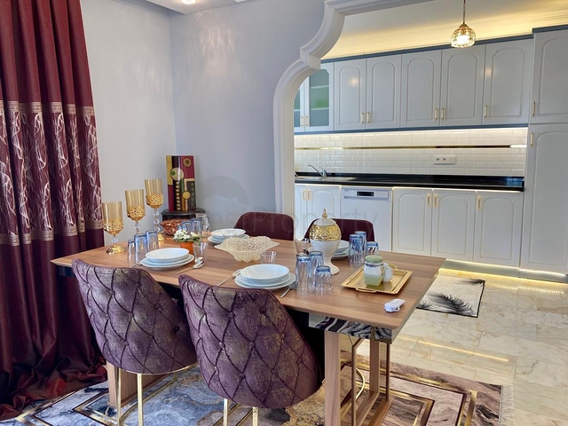 Меблированная квартира планировки 2+1 в районе Махмутлар