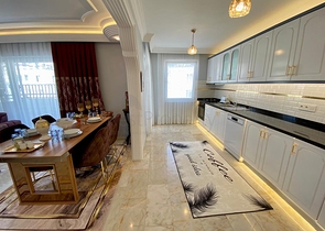 Меблированная квартира планировки 2+1 в районе Махмутлар