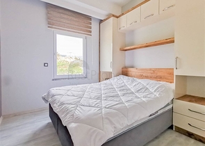 Меблированная квартира планировки 1+1 в 15 минутах от моря