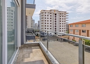 Меблированная квартира планировки 1+1 в 15 минутах от моря