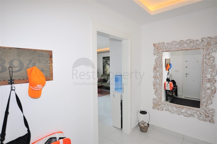 Трехкомнатная квартира с мебелью