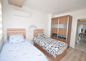 Трехкомнатная квартира с мебелью