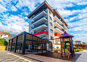 Трехкомнатная квартира с мебелью планировкой 2+1