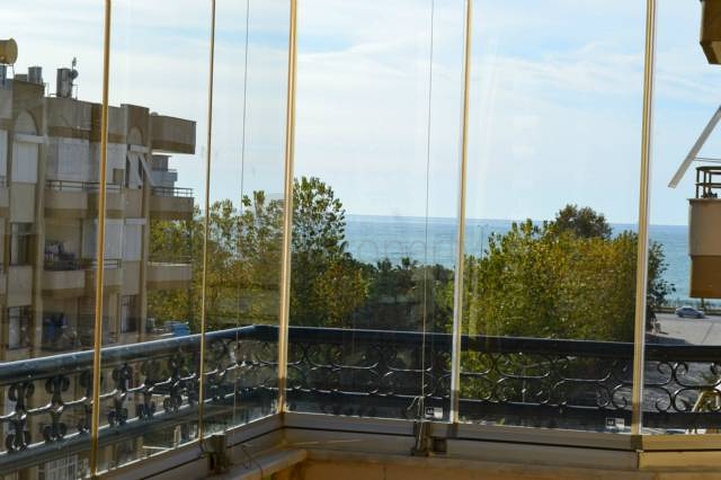 Просторная меблированная квартира 3+1 в Махмутларе у моря от хозяина