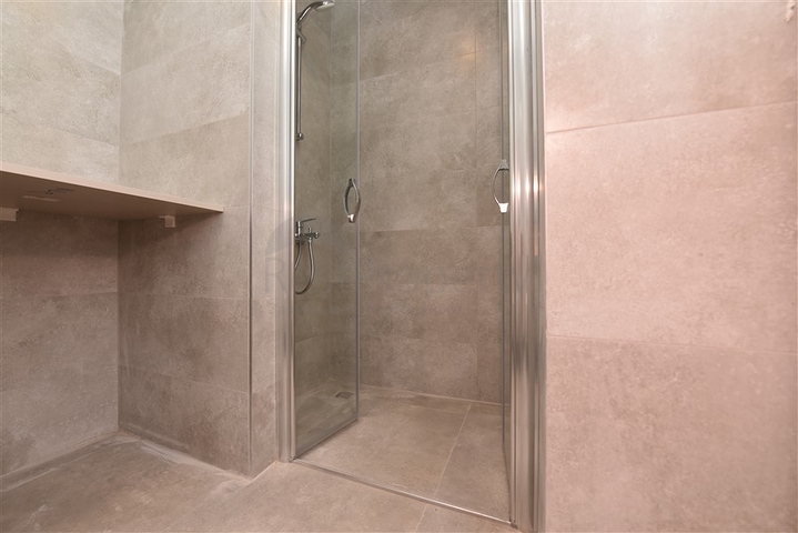 Просторный дуплекс 3+2 в центре Алании