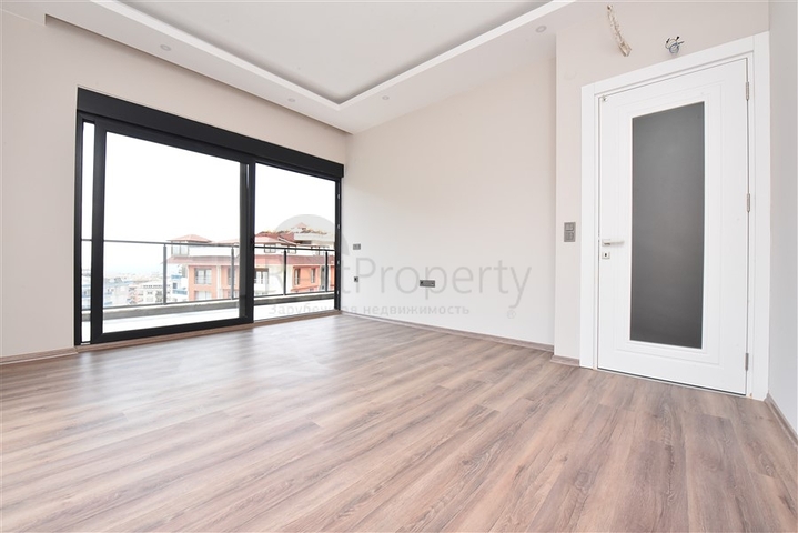 Просторный дуплекс 3+2 в центре Алании