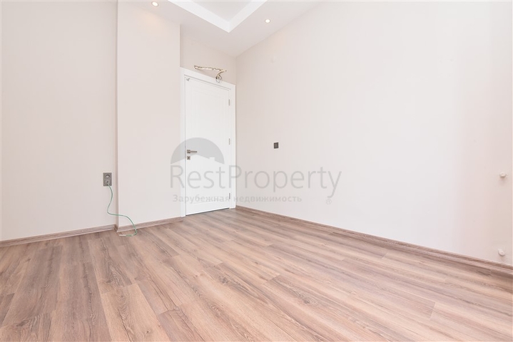 Просторный дуплекс 3+2 в центре Алании