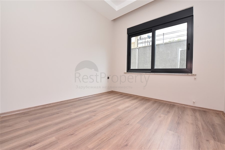 Просторный дуплекс 3+2 в центре Алании