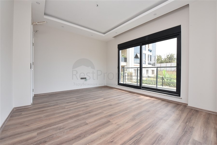 Просторный дуплекс 3+2 в центре Алании