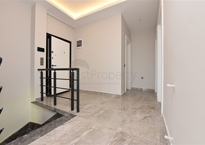 Просторный дуплекс 3+2 в центре Алании