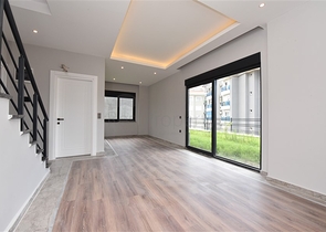 Просторный дуплекс 3+2 в центре Алании