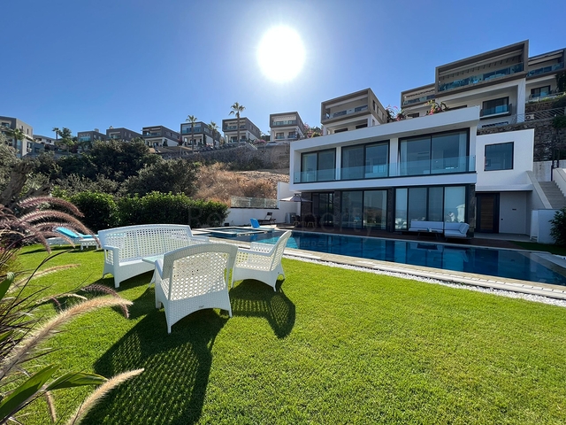 Бутик проект из 8 вилл с шикарным видом на море и горы в раойне Гюндоган