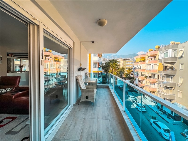 Пентхаус 3+1 в районе Клеопатра