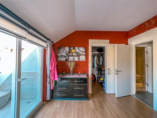 Пентхаус 3+1 в районе Клеопатра