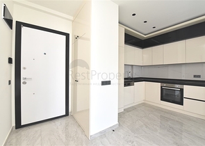 Квартира 1+1 в новом элитном жилом комплексе в 300 м от пляжа Клеопатры 