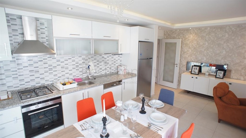 Просторная квартира планировкой 4+1 в районе Авсаллар