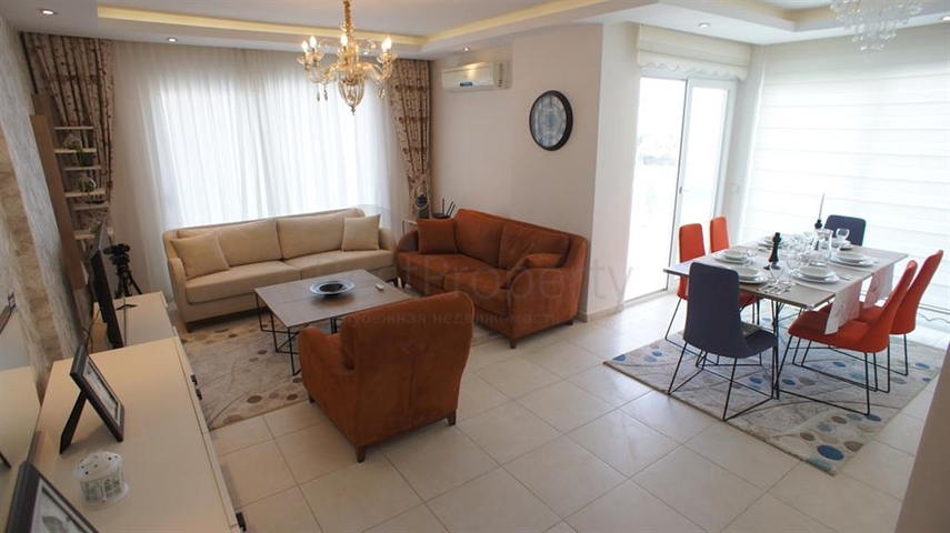 Просторная квартира планировкой 4+1 в районе Авсаллар