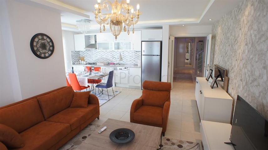 Просторная квартира планировкой 4+1 в районе Авсаллар