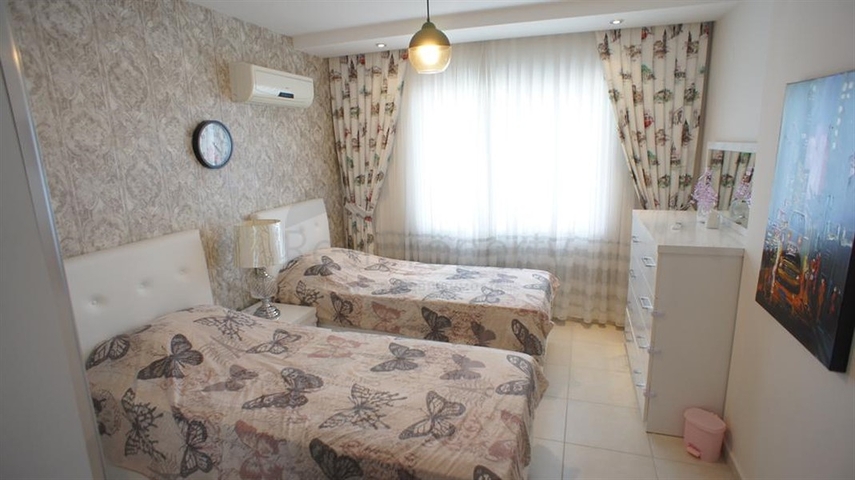 Просторная квартира планировкой 4+1 в районе Авсаллар