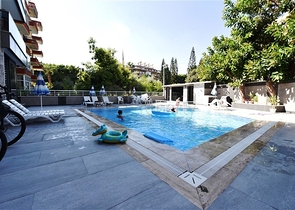 Двухкомнатная квартира в центре Алании