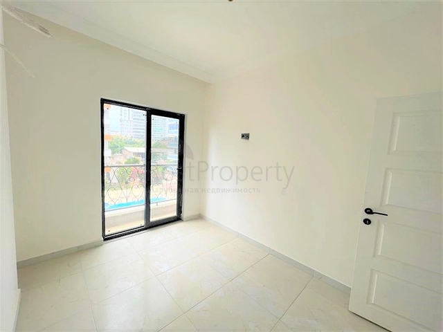 Квартиру 1+1 в 500м от моря в Махмутларе