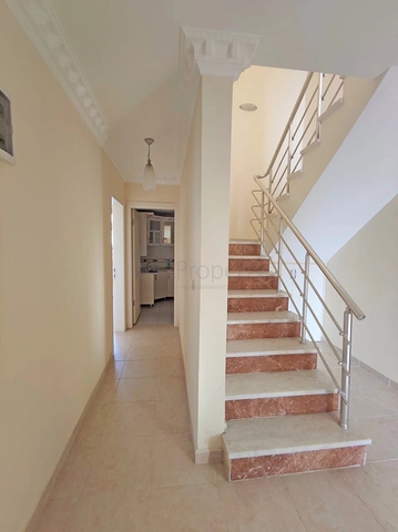 Пятикомнатный пентхаус в Махмутларе 