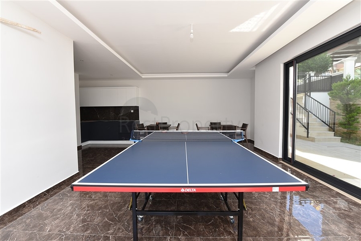 Просторные апартаменты рядом с пляжем Клеопатры