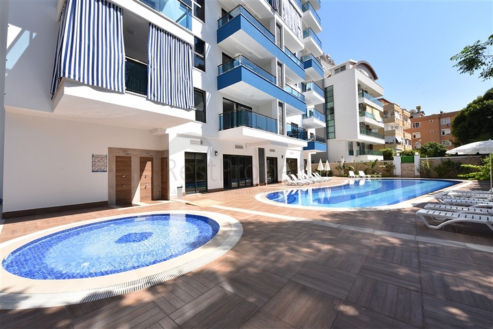 Просторные апартаменты рядом с пляжем Клеопатры