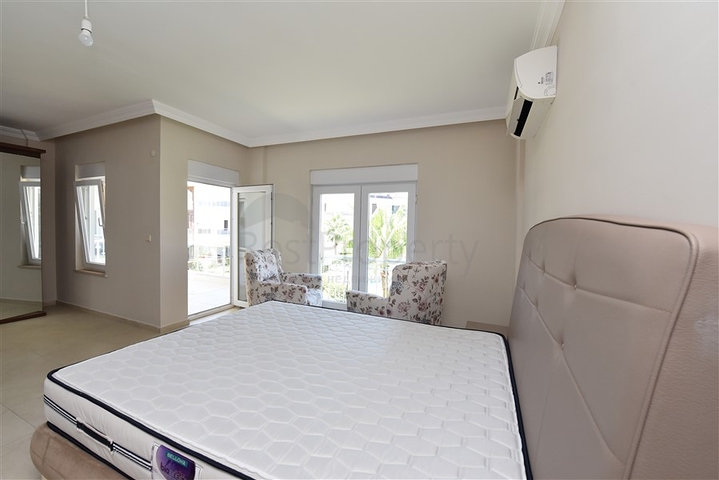 Просторный Дуплекс 3+1 в районе Турклер