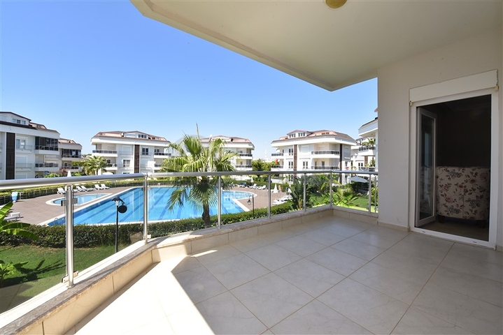 Просторный Дуплекс 3+1 в районе Турклер