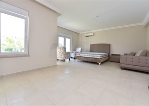 Просторный Дуплекс 3+1 в районе Турклер