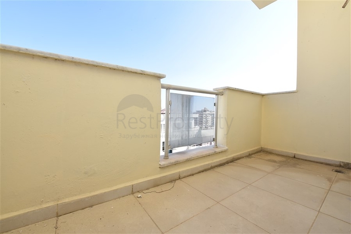 Квартира планировкой 4+1 с отдельной кухней в Махмутларе