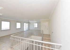 Квартира планировкой 4+1 с отдельной кухней в Махмутларе