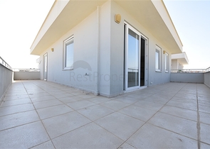 Квартира планировкой 4+1 с отдельной кухней в Махмутларе