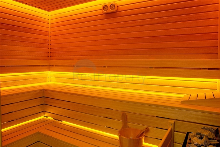 Уютная двухкомнатная квартира премиального сегмента в районе Клеопатра