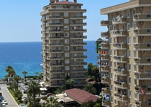 Квартира с видом на море в новом комплексе Махмутлара