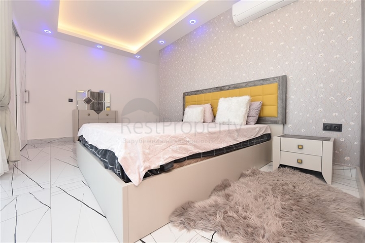 Просторная квартира на первой береговой линии в районе Махмутлар