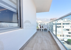 Просторная квартира на первой береговой линии в районе Махмутлар