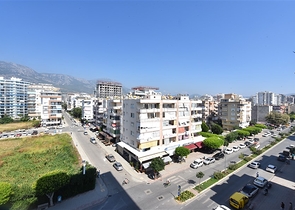 Просторная квартира на первой береговой линии в районе Махмутлар