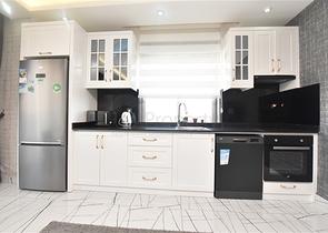 Просторная квартира на первой береговой линии в районе Махмутлар