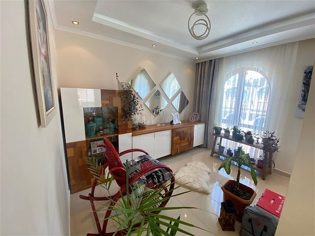 Шикарный пентхаус 4+1 в районе Оба