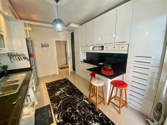 Шикарный пентхаус 4+1 в районе Оба